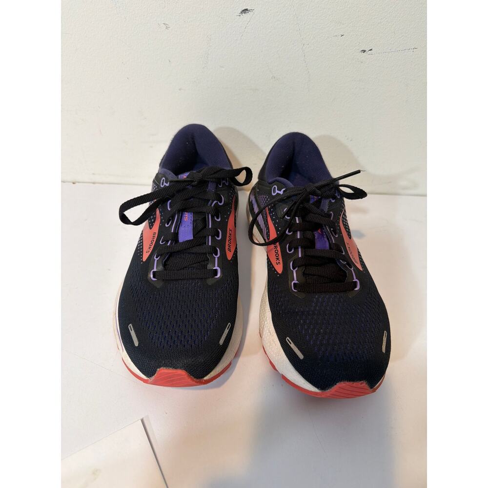 Brooks Adrenaline GTS 22 Womens Shoes Size 7.5 Black Purple Running 1203531B080